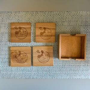 Disney Wooden Coaster Set with Minnie Mouse - Passholders